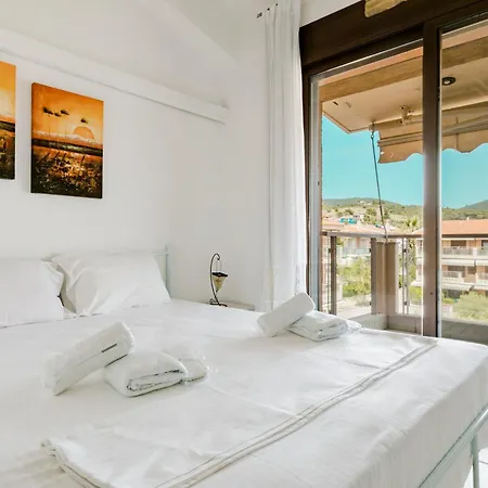 Delmare Twin Vacation House